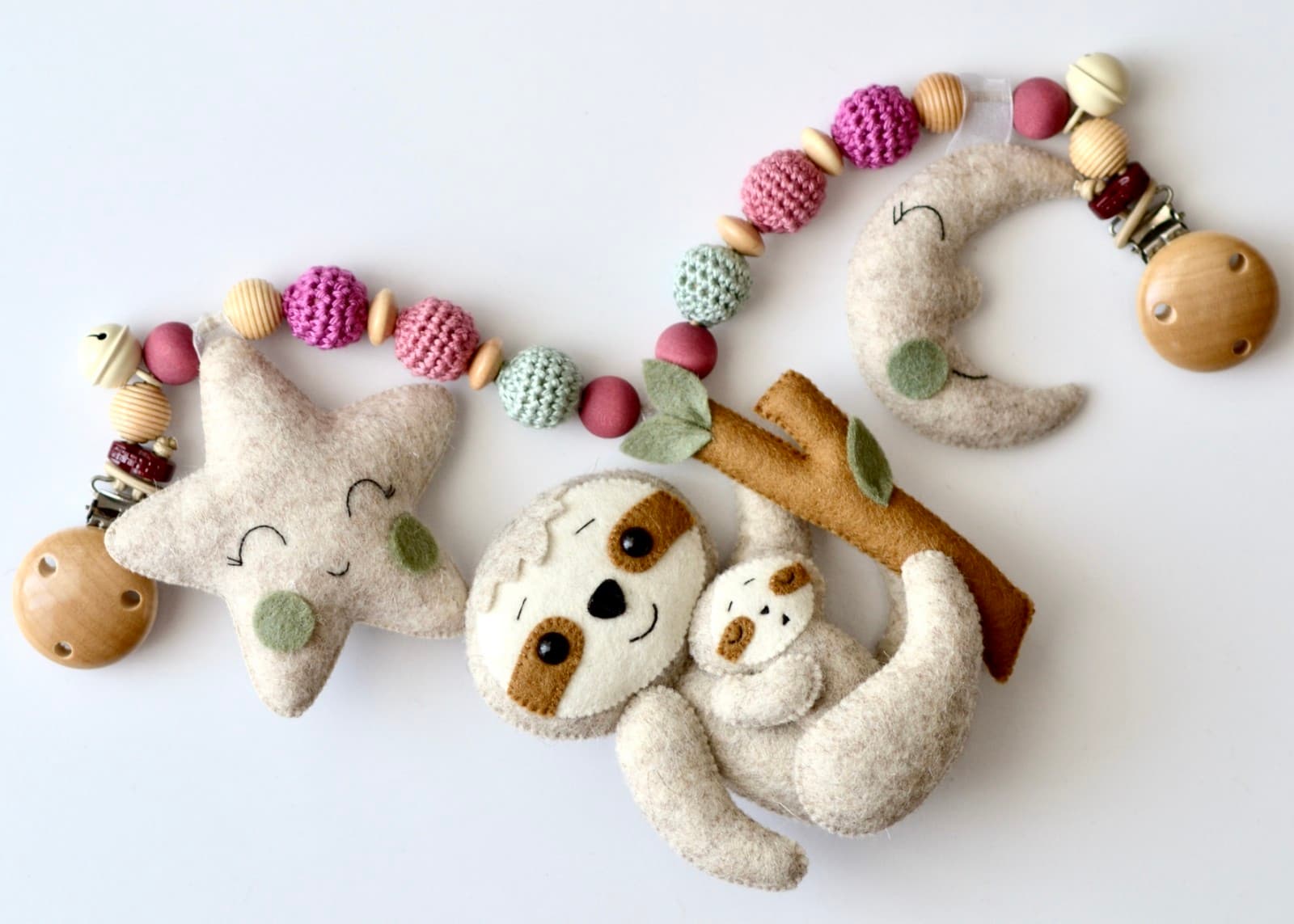 Kinderwagenkette Faultier Beige mit Stern