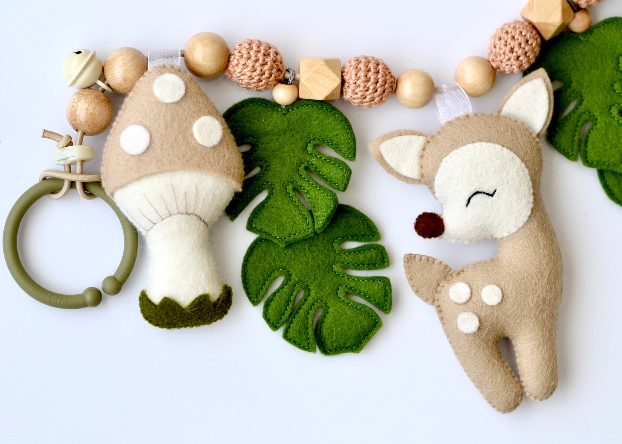 Kinderwagenkette Hirsch und Pilze, Monstera Blatt - 2